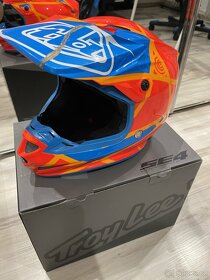 MX helma TroyLeeDesigns SE4 Composite Metric Orange vel. M - 4