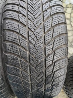 225/55/18 zimni pneu BRIDGESTONE 225/55 R18 - 4