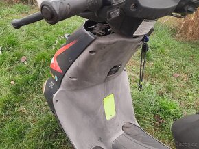 Aprilia 50 - 4