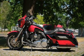 FLHX Street Glide - 4