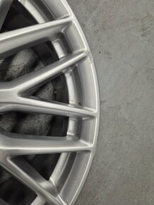 Originální disky Audi A4 B9 5x112 R18 - 4