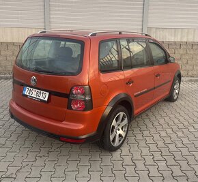 VW Touran CROSS /1,4i Tsi/ xenon/ 179000km/ 6ti kvalt/ - 4