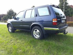 Nissan Pathfinder R50 V6 3,3l benzin 4x4 - 4