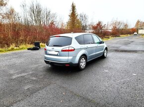 Ford S-Max 2.0 TDci 103 Kw,7-místné,Tažné zařízení - 4