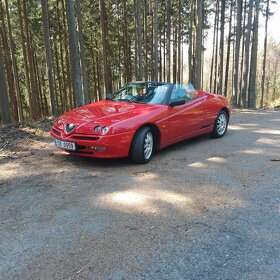 alfa romeo spider - 4