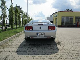 Mustang S197, V8 GT, manuál, bez nehod - 4