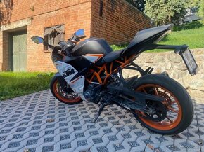 KTM RC 390 - 4