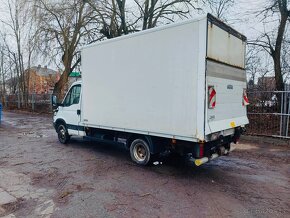 Iveco Daily skříň s hydraulickym celem - 4