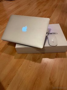 MacBook Air 2017 - 4