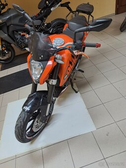 KTM DUKE 125 - 4