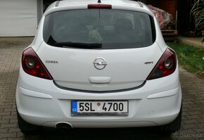 Opel Corsa S-D 1,2 benzin 63kW, rv. 2014, nízký nájezd - 4