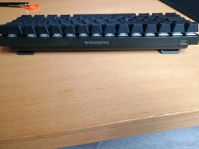 SteelSeries Apex Pro Mini - 4