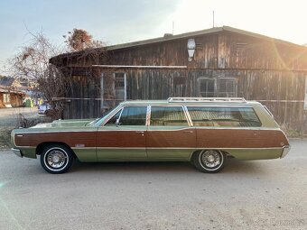 1968 Plymouth Fury Sport Suburban | 383 commando | 8 míst - 4