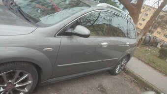 Fiat Croma 1.9 JTD 110kW automat - 4