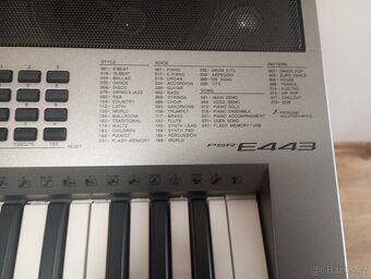 Yamaha PSR E443 top stav - 4