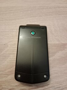 Sony Ericsson Z555i - 4