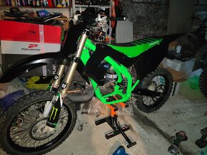 Kawasaki kx250f - 4