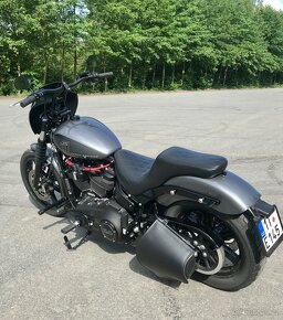 Sedlo Harley Havidson Street bob-Softail Standard M8 - 4