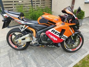 Honda CBR600rr - 4