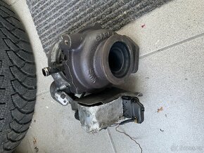 Turbo BMW E90/91 2.0 nafta - 4