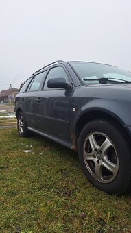 Škoda octavia 1.9 tdi 81kw na náhradní díly - 4