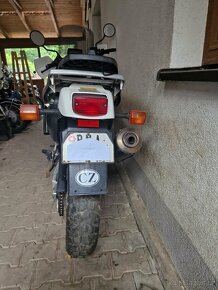 Honda Africa Twin XRV 750 - 4