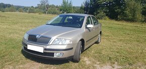 Škoda Octavia 2 2.0 FSI liftback 166000km béžová metalíza - 4