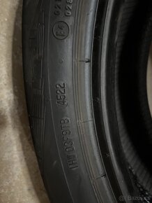 Pneu Continental AllSeasonContact 215/50 R19 93T - 4