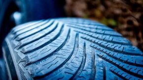 Sada zimních pneu Michelin Alpin 5 195/65 R15, včetně disků - 4