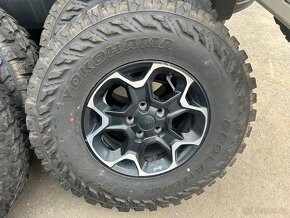 Jeep Wrangler Yokohama Geolandar MT 285/75 r17 - 4