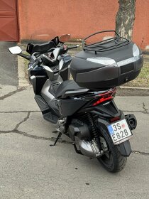 HONDA FORZA 300 - 4