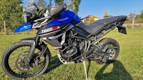 Triumph Tiger 800 XCX - 4