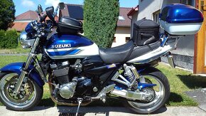 Suzuki GSX 1400 - 4