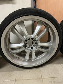 Alu Kola 265/30 ZR 22 5x112 - 4