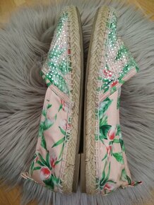 Hezké espadrilky Guess s kamínky,vel.38 - 4