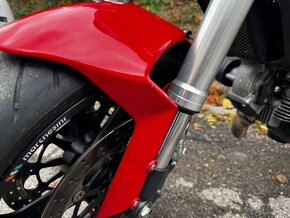 Ducati Monster 696 - 4