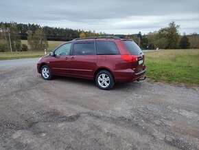 MPV Toyota Sienna 3.5 V6 4x4 7 míst LPG 260 koní - 4