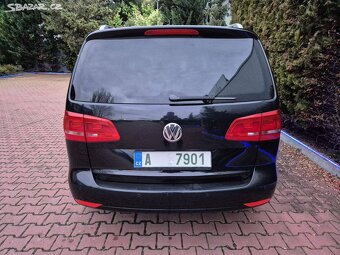 Touran 2.0TDI 103kW Highline,xenon,navi,serviska,panorama - 4