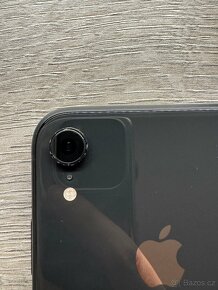 Apple iPhone XR černý 128 gb - 4