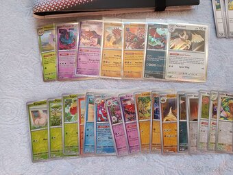 Pokémon Prismatic Evolutions set karet + Album v4 - 4