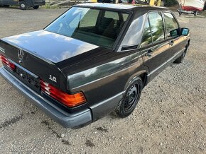 Mercedes benz E190 1993 - 4