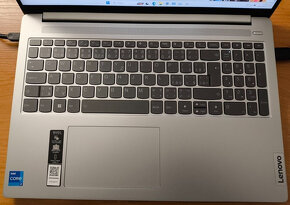 Lenovo IdeaPad Slim 5 16IRL8 (82XF005YCK) záruka - 4