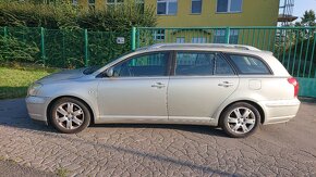 Avensis combi 1.8 benzín - 4