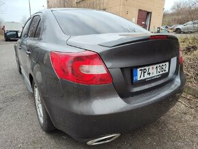 SUZUKI KIZASHI (2011,2.4 benzín,manuál) - 4