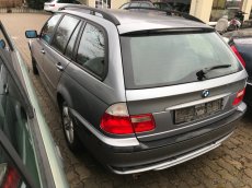 BMW 3 E46 316i 85kW Combi 2003 - díly z vozu - 4