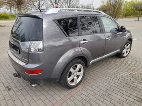 Mitsubishi Outlander 2.2 Di-D 115kw 4X4 TEMPOMAT 7 MÍST man. - 4