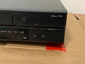 Panasonic NV-HV60 - 6 hlavý videorekordér VHS - 4