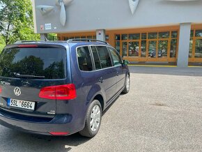 Volkswagen Touran 1.4 TSI EcoFuel DSG Comfortline - 4