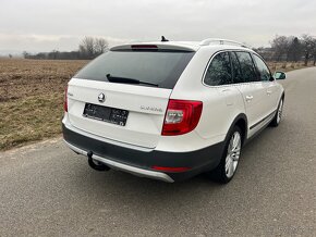 ► ŠKODA SUPERB II 2.0 TDI 103KW DSG F1 SCOUT LED-XEN-NAVI-TA - 4