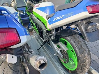 Kawasaki zxr 750 - 4